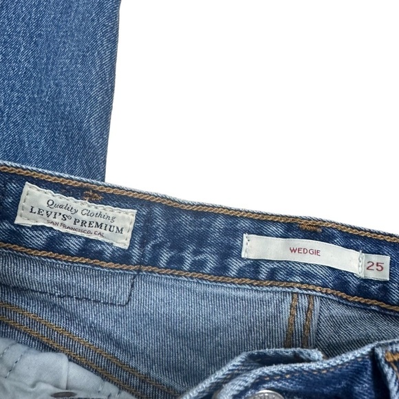 Levi’s Jeans Wedgie Ripped Distressed Blue Cotton Denim Women’s Size 25 - Picture 8 of 10